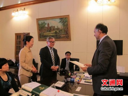 代表團(tuán)拜會旁遮普省新聞文化部長 代表團(tuán)拜會旁遮普省新聞文化部長