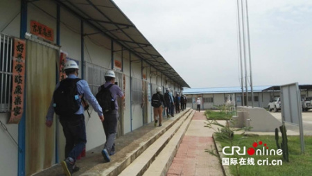 中國港灣朱巴機場改擴建項目部員工集中避險。 （汪日燈 攝）