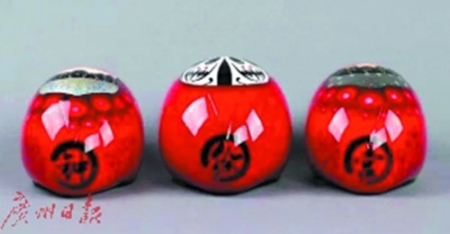 中國隊員頭戴臉譜頭盔亮相奧運賽場，驚艷世界。（《廣州日報》資料圖）