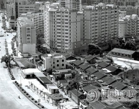 “東華路城中村”。