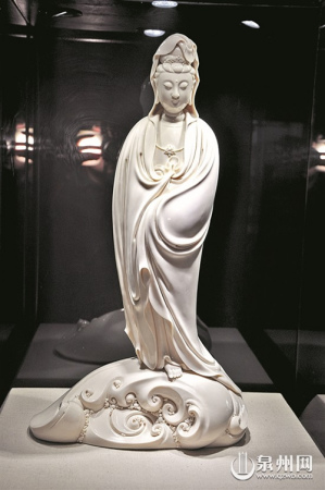 《慈航普度》 (作者:蘭全盛) 《慈航普度》 (作者:蘭全盛)