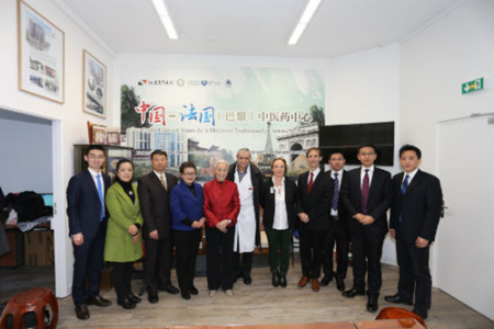 交流會(huì)后，雙方合影留念。