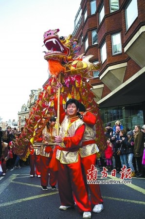 倫敦春節(jié)巡游。