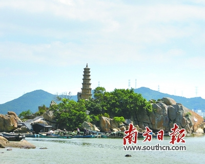 柘林港古代燈塔。 余獻(xiàn)民 攝