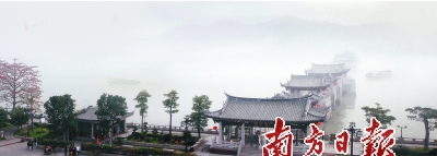 中國(guó)四大古橋之一——潮州廣濟(jì)橋。謝達(dá)虹 攝
