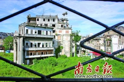 小公園一棟棟特色建筑是汕頭埠的歷史見證。楊立軒 攝
