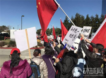 抗議人士在現(xiàn)場照片 抗議人士在現(xiàn)場照片