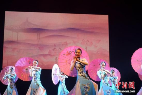 舞蹈表演《美人吟》。 <a target='_blank' >中新社</a>記者 付強 攝
