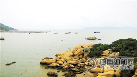 古舟島已修好了棧道、索橋等設(shè)施。