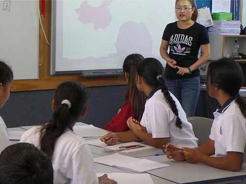 亨德森中學(xué)的中文課堂。圖片來(lái)源：亨德森中學(xué)官網(wǎng)。