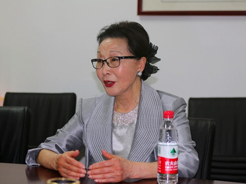 方李邦琴女士與對外漢語教育學(xué)院黨政班子成員會談 方李邦琴女士與對外漢語教育學(xué)院黨政班子成員會談