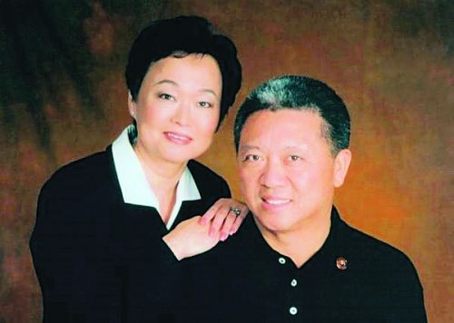 程正昌和妻子蔣佩琪。