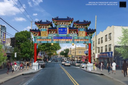 8大道牌樓示意圖，正面將有“四海一家”的字樣，下面還有中英對照的“布魯克林-北京朝陽”小字。(本報檔案照)