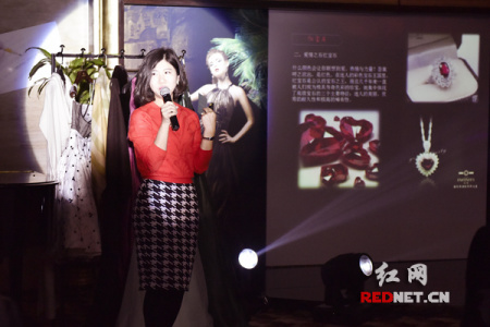 海歸張西貝和她的彩度珠寶，她的創(chuàng)業(yè)夢想是顛覆傳統(tǒng)珠寶購買模式。