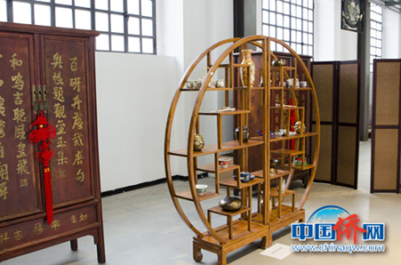 展品展示。(意大利米蘭龍甲教育供圖) 
