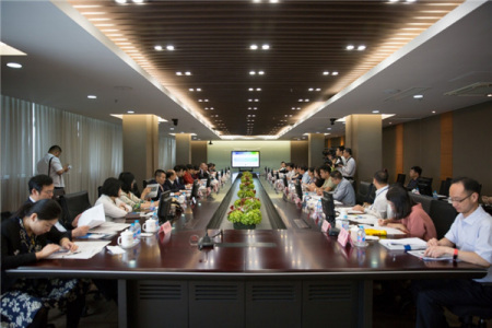 會(huì)議現(xiàn)場(chǎng)。