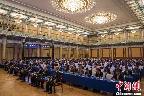 6月13日，第二屆世界華僑華人工商大會在北京舉行全體會議。 <a target='_blank' >中新社</a>記者 侯宇 攝