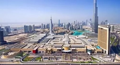涂先生自由活動(dòng)的DUBAI MALL，是全球最大的購物中心