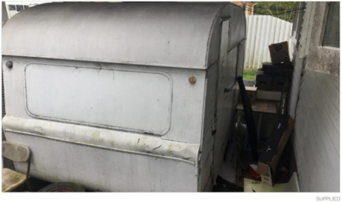 徐甚至將一輛房車改成了出租屋。（新西蘭天維網）