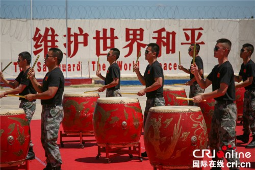 鼓振軍威。攝影：張一夫