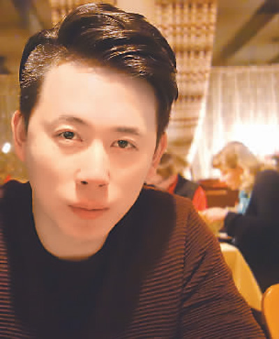 卡爾表示相較幾年前，現在信息透明，留學生只要動動手就能查到各種資料。