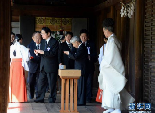 日本國(guó)會(huì)議員參拜靖國(guó)神社 日本國(guó)會(huì)議員參拜靖國(guó)神社