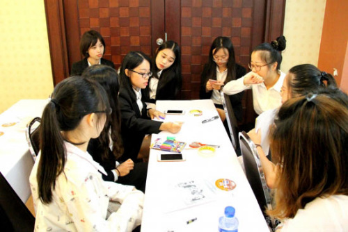 分組教學(xué)討論。（國家漢辦網(wǎng)站圖片）