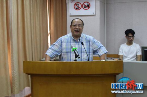 圖為廣西大學(xué)中加國(guó)際學(xué)院院長(zhǎng)覃成強(qiáng)致辭 林浩 攝