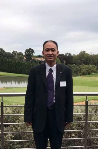 南非《華僑新聞報(bào)》社長(zhǎng)龍吾。（圖片由受訪者提供）