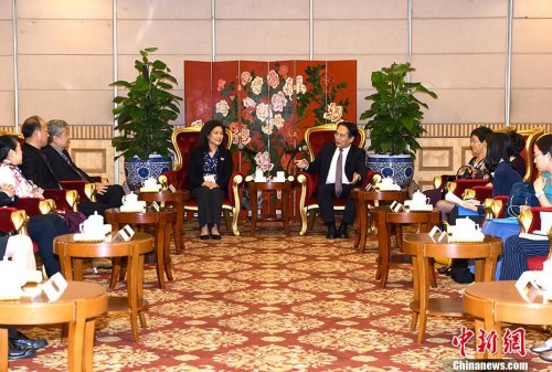 9月6日，國務(wù)院僑辦副主任譚天星在北京會見美國大華府兩岸時事論壇社訪問團(tuán)。 <a target='_blank' >中新社</a>記者 張勤 攝