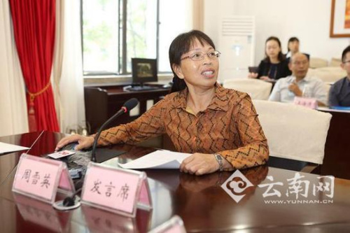 能歌善舞、深受學(xué)生喜愛的周雪英老師分享在馬里的教學(xué)經(jīng)歷。