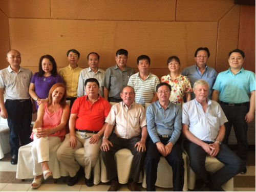 (暨南大學華文學院網(wǎng)站圖片) (暨南大學華文學院網(wǎng)站圖片)