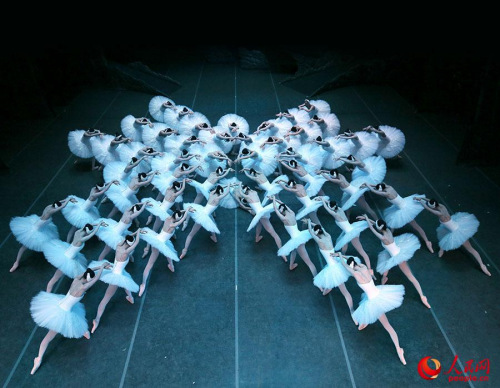演出場景。