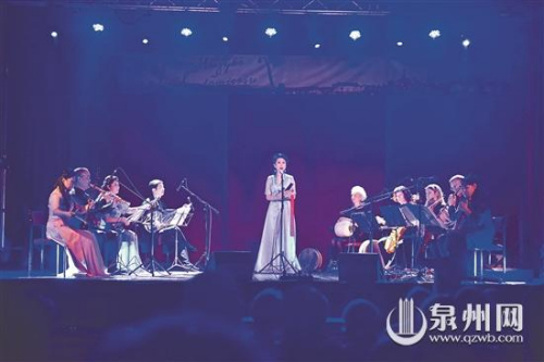 波蘭Maria Pomianowska樂團(tuán)此前曾與泉州市南音傳承中心聯(lián)袂演出合作。