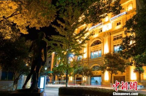 青田縣城夜景?！∪~禮標(biāo) 攝