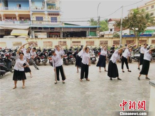 圖為“運(yùn)動(dòng),我最美”現(xiàn)場(chǎng)。 校方提供