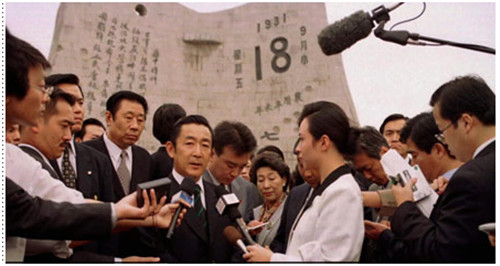 1997年9月，橋本龍?zhí)稍L問沈陽。