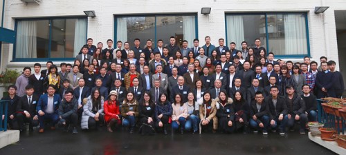全體代表合影。 （《歐洲時(shí)報(bào)》/ 孔帆攝）