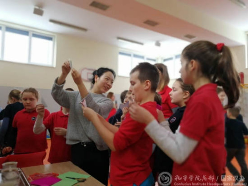 剪紙體驗活動。