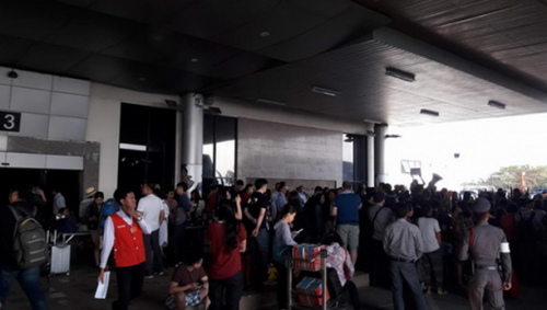 資料圖：機(jī)場現(xiàn)場。來源：泰國《世界日報(bào)》