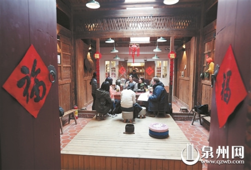 古城民宿很有泉州味道。