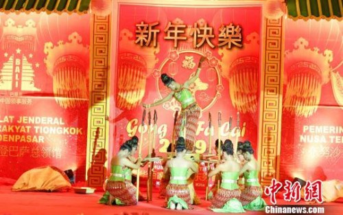 圖為精彩演出?！≈袊v印尼登巴薩總領館 供圖 攝