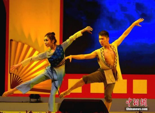 圖為中國歌劇舞劇院表演的舞蹈《黃河》。<a target='_blank' >中新社</a>記者 關向東 攝