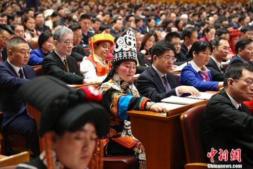 3月20日，十三屆全國人大一次會議在北京人民大會堂舉行閉幕會。 (<a target='_blank' >中新社</a>記者 劉震 攝)