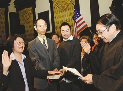 陳倩雯2009年勝選市議員，創(chuàng)下百年華埠華人參政史。（美國《世界日報》資料照片）