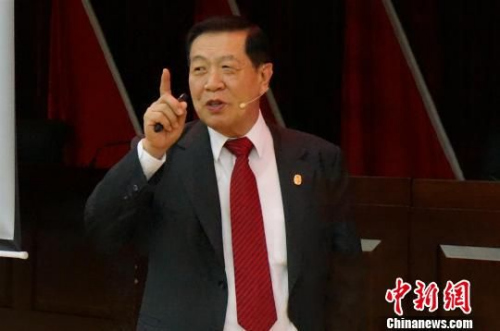 資料圖：李昌鈺說(shuō)，自己一生只做一件事：使不可能成為可能 郭曉瑩 攝