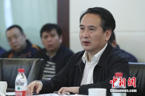 30日，中國新聞社舉行黨委理論學(xué)習(xí)中心組擴(kuò)大會議，國僑辦副主任譚天星出席會議并講話 <a target='_blank' >中新社</a>記者 盛佳鵬 攝