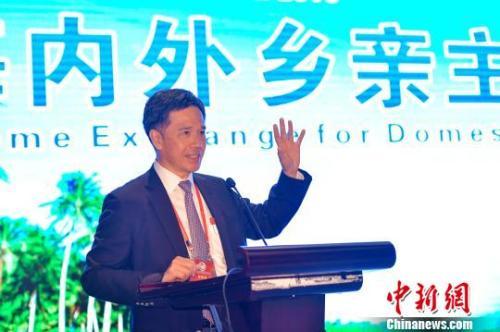 圖為陳明謙發(fā)言。　駱云飛 攝