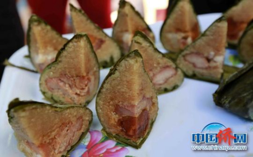 美味的海南粽子?！堒缫?攝