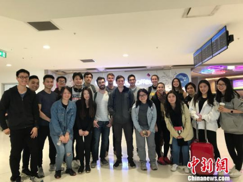 新南威爾士大學(xué)孔子學(xué)院組織學(xué)生暑期訪華活動(dòng)?！√丈缣m 攝